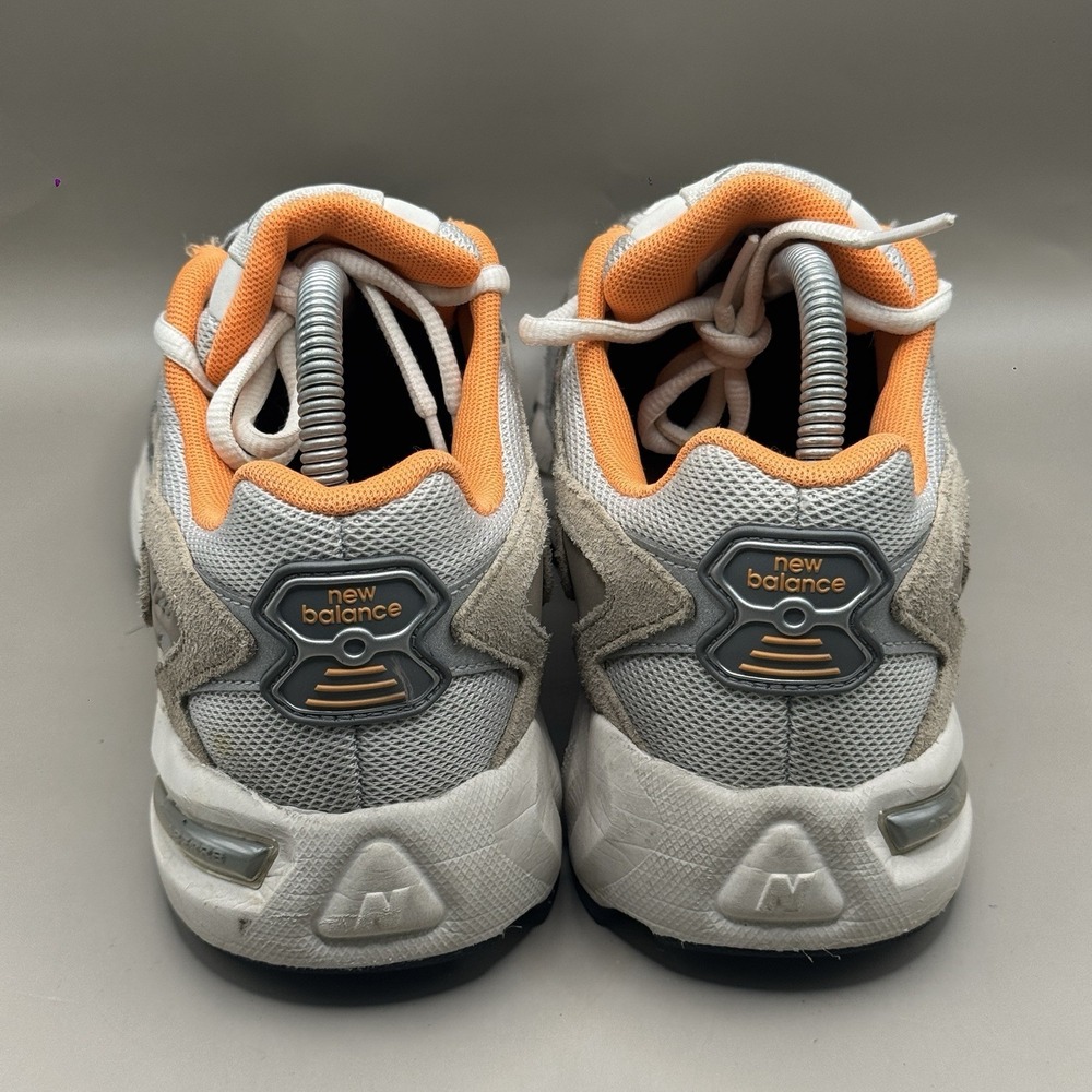 NEW BALANCE  725V1 LIFE STYLE SNEAKERS / Men's 7.5 / Women's 9 - Picture 4 of 8
